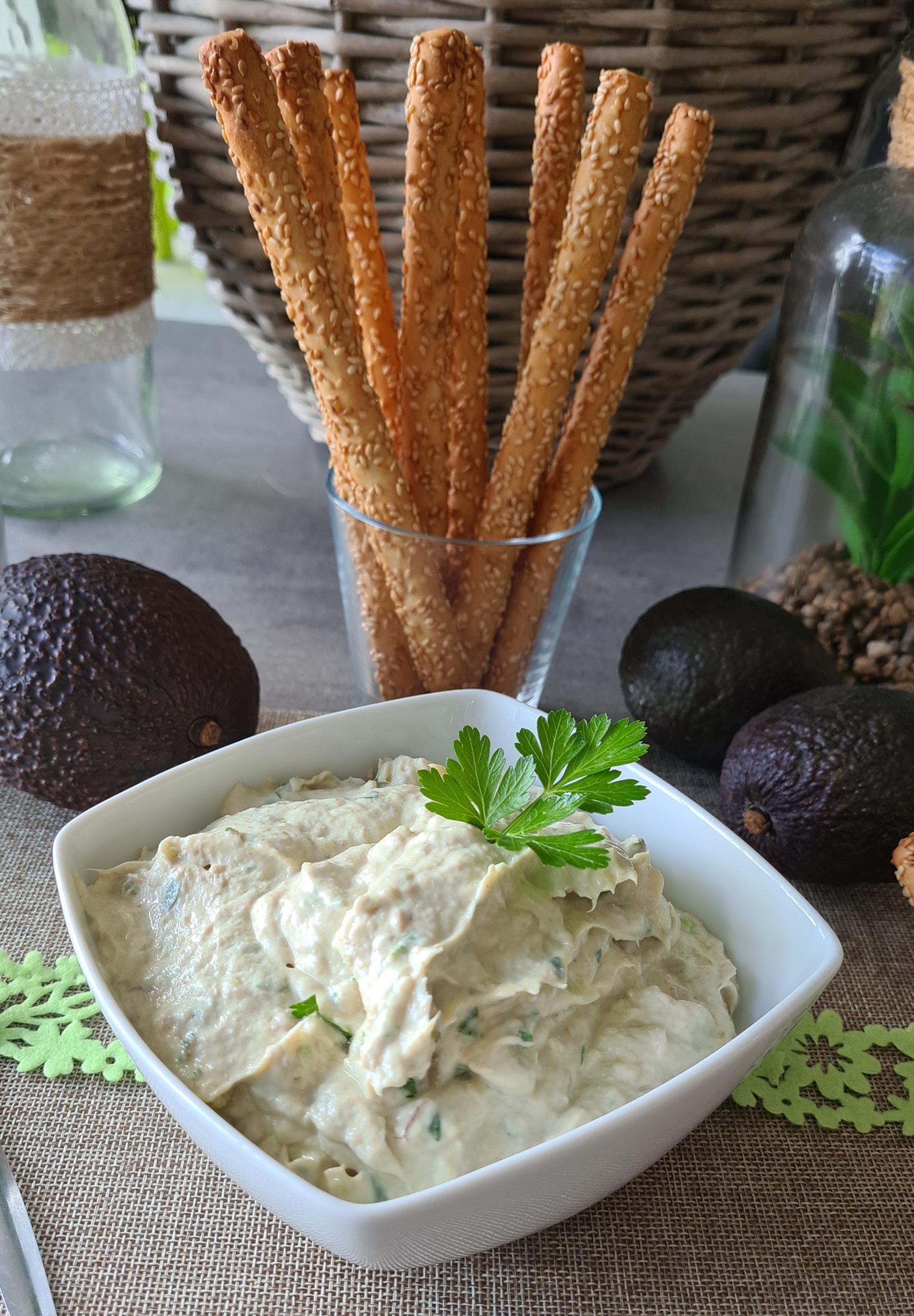TARTINADE AVOCAT & THON